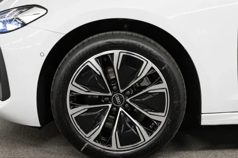 Audi A5 din 2025 cu 23.040 km - oferta AUD218337 - foto 7
