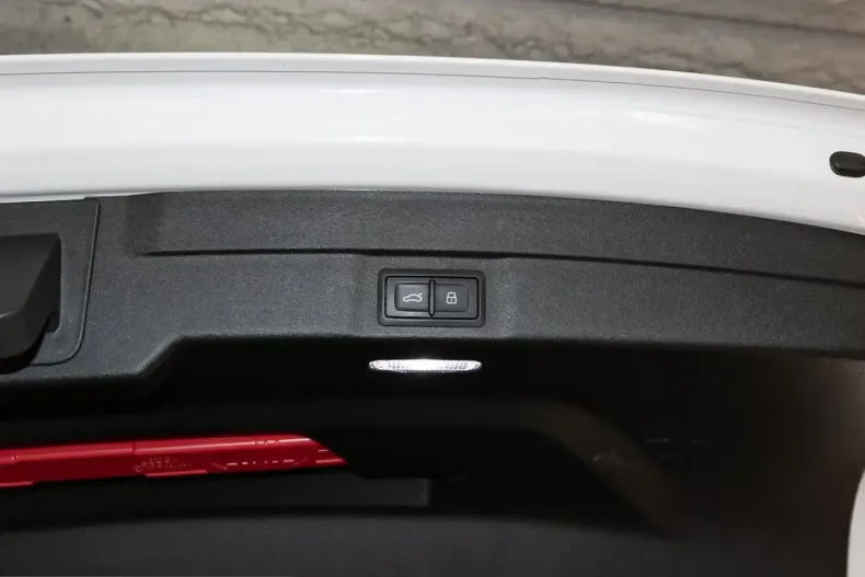 Audi A5 din 2025 cu 23.040 km - oferta AUD218337 - foto 9