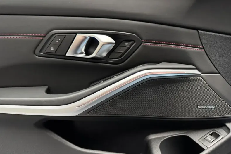 BMW M3 (Seria 3) din 2023 cu 19.990 km - oferta BMW218338 - foto 18