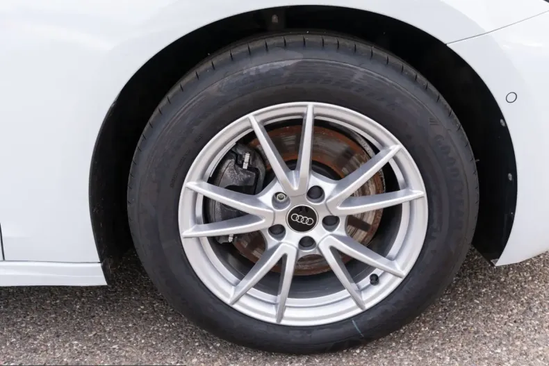 Audi A5 din 2025 cu 29.300 km - oferta AUD218349 - foto 18
