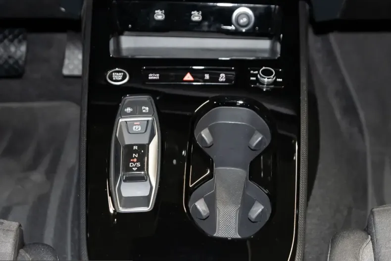 Audi A5 din 2025 cu 18.297 km - oferta AUD218351 - foto 9