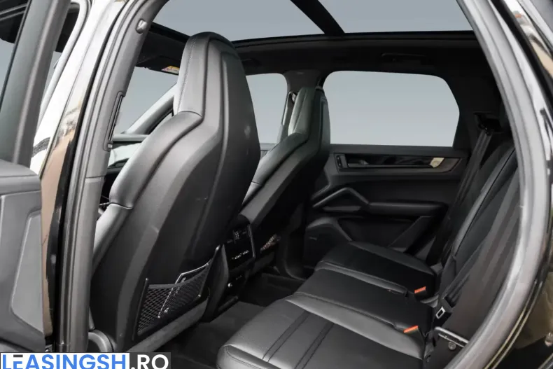 Porsche Cayenne din 2025 cu 19.900 km - oferta POR218354 - foto 19