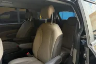 Kia Carnival din 2024 cu 24.400 km - oferta KIA218359 - foto 11