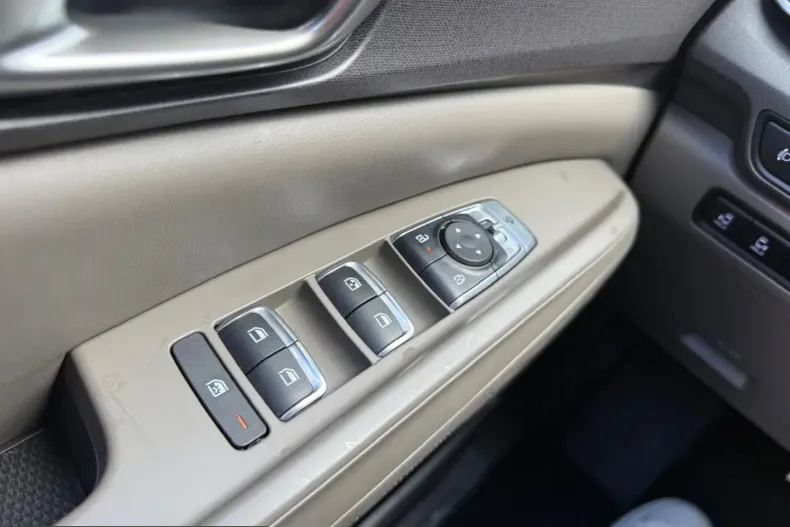 Kia Carnival din 2024 cu 24.400 km - oferta KIA218359 - foto 15