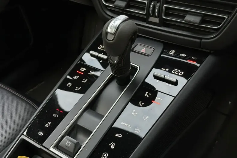Porsche Macan din 2023 cu 55.000 km - oferta POR218360 - foto 11