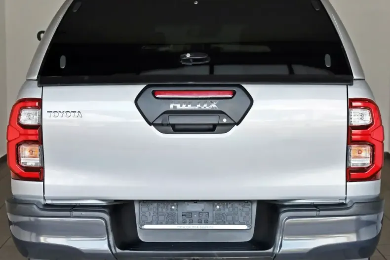 Toyota Hilux din 2023 cu 38.210 km - oferta TOY218366 - foto 4
