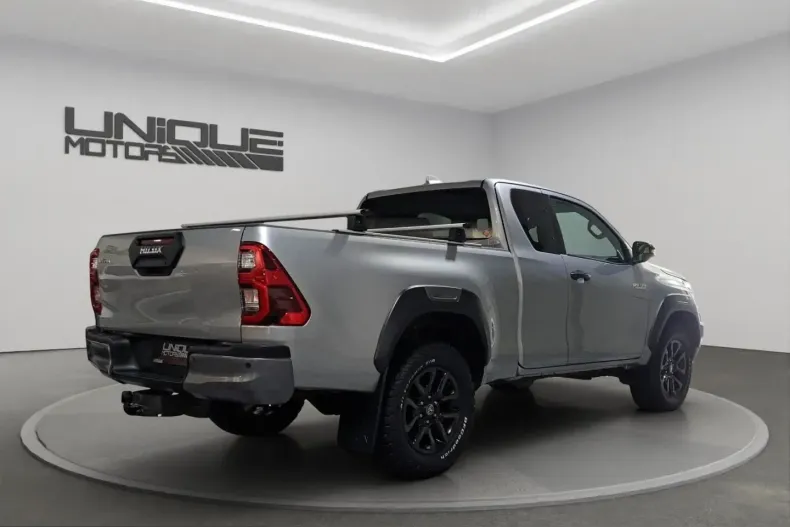Toyota Hilux din 2024 cu 42.948 km - oferta TOY218369 - foto 8