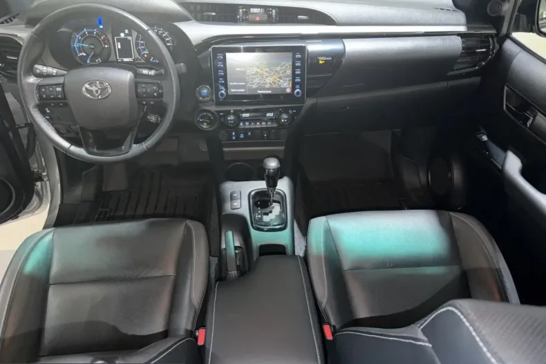 Toyota Hilux din 2024 cu 42.948 km - oferta TOY218369 - foto 11