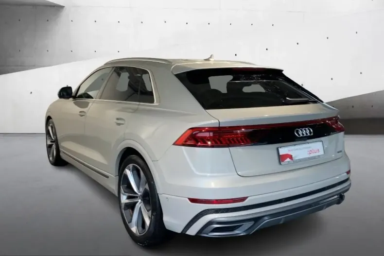 Audi Q8 din 2022 cu 28.599 km - oferta AUD218372 - foto 2