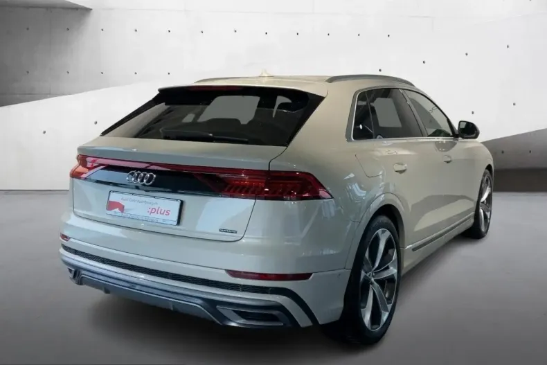 Audi Q8 din 2022 cu 28.599 km - oferta AUD218372 - foto 3