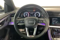 Audi Q8 din 2022 cu 28.599 km - oferta AUD218372 - foto 10