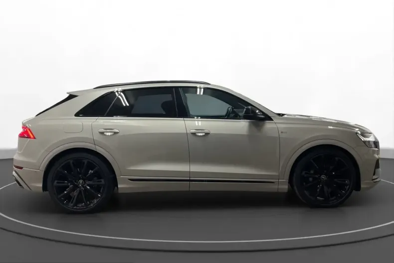 Audi Q8 din 2022 cu 42.940 km - oferta AUD218373 - foto 5