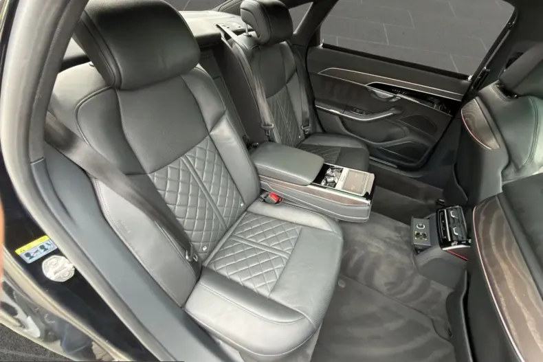 Audi A8 din 2021 cu 74.690 km - oferta AUD218379 - foto 11