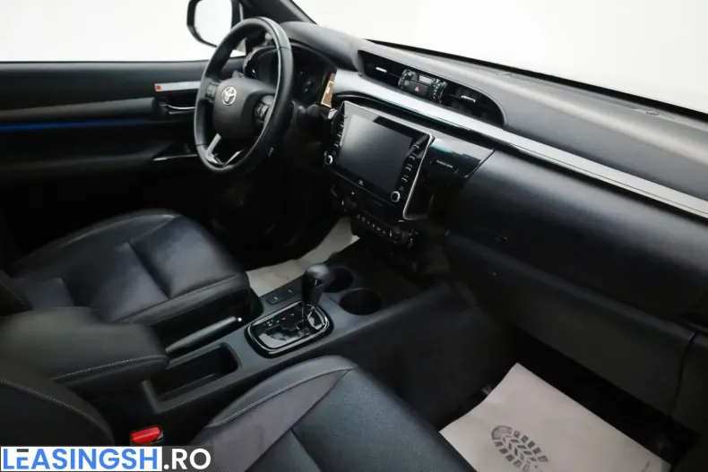 Toyota Hilux din 2023 cu 24.000 km - oferta TOY218381 - foto 3