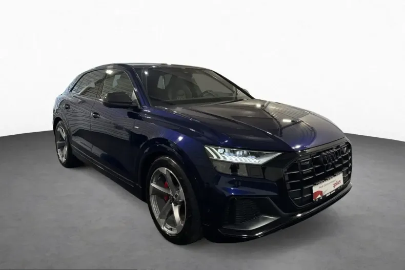 Audi Q8 din 2023 cu 70.950 km - oferta AUD218382 - foto 1