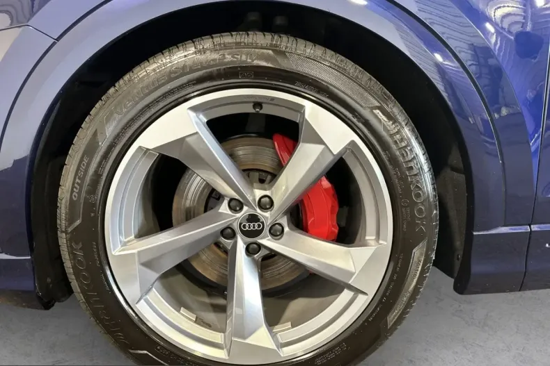 Audi Q8 din 2023 cu 70.950 km - oferta AUD218382 - foto 5