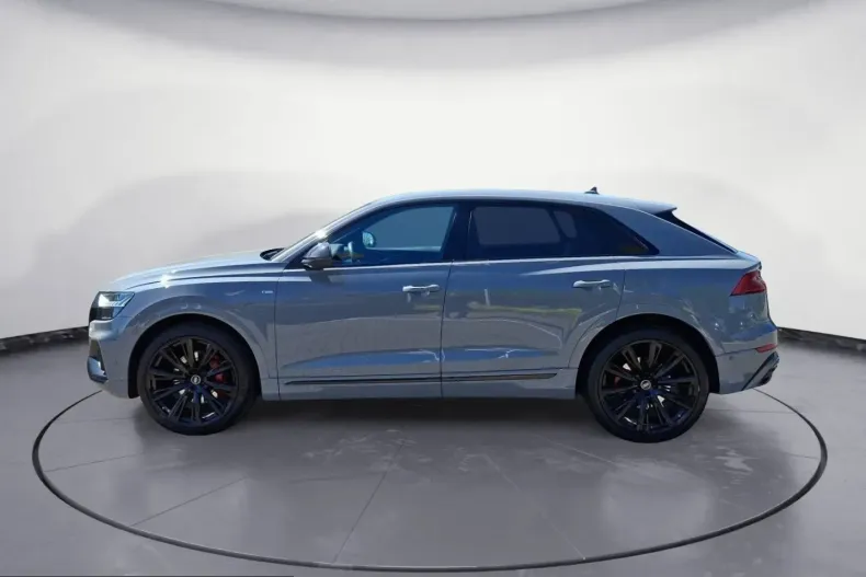 Audi Q8 din 2023 cu 85.255 km - oferta AUD218384 - foto 3