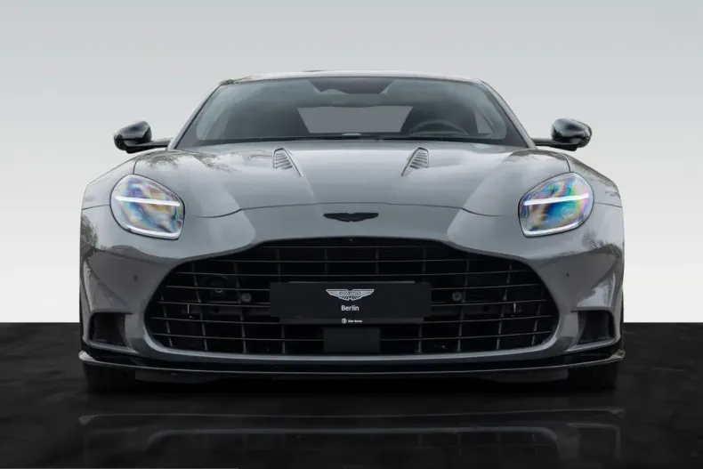 Aston Martin Vanquish din 2025 cu 2.750 km - oferta AST218390 - foto 1