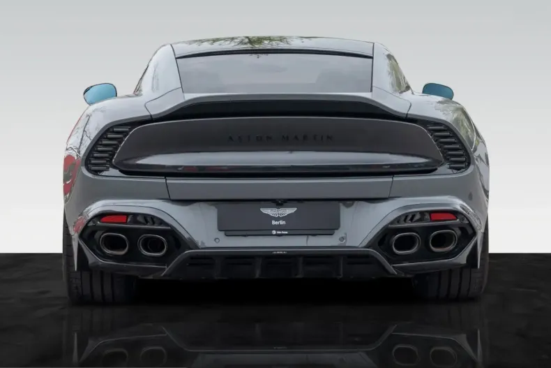 Aston Martin Vanquish din 2025 cu 2.750 km - oferta AST218390 - foto 5