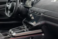 Aston Martin Vanquish din 2025 cu 2.750 km - oferta AST218390 - foto 16