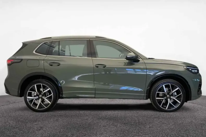 Volkswagen Tiguan din 2025 cu 12.900 km - oferta VOL218393 - foto 4