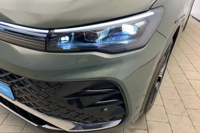Volkswagen Tiguan din 2025 cu 12.900 km - oferta VOL218393 - foto 15