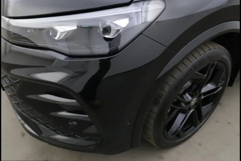 Volkswagen Tiguan din 2025 cu 17.100 km - oferta VOL218395 - foto 3