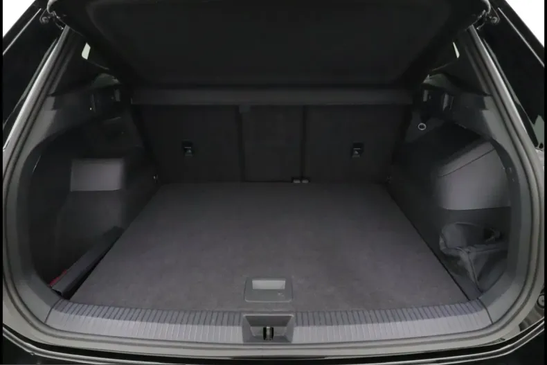 Volkswagen Tiguan din 2025 cu 17.100 km - oferta VOL218395 - foto 12