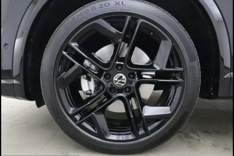 Volkswagen Tiguan din 2025 cu 17.100 km - oferta VOL218395 - foto 15
