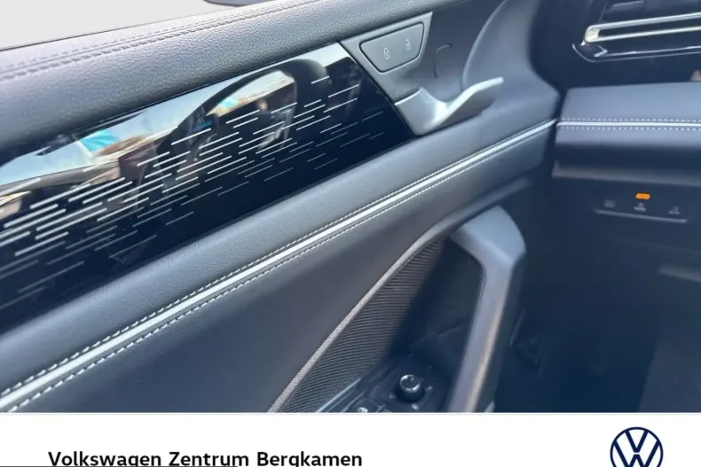 Volkswagen Tiguan din 2025 cu 12.710 km - oferta VOL218400 - foto 17