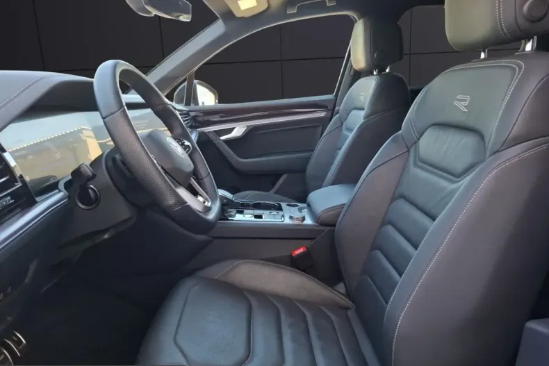 Volkswagen Touareg din 2022 cu 52.000 km - oferta VOL218406 - foto 9