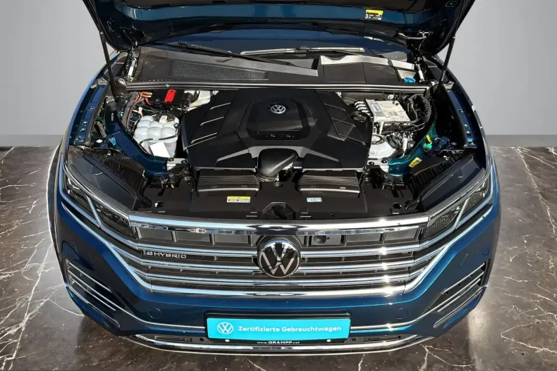 Volkswagen Touareg din 2022 cu 48.318 km - oferta VOL218407 - foto 15