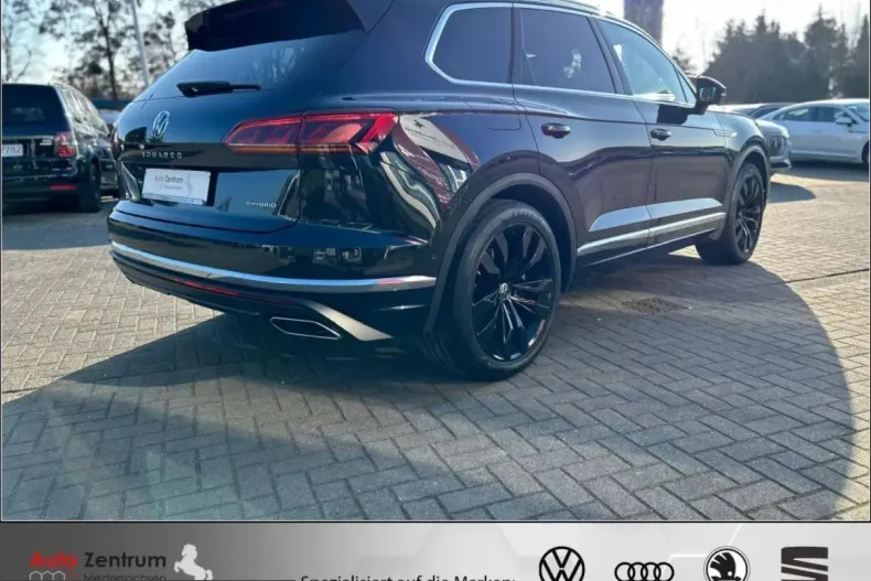 Volkswagen Touareg din 2022 cu 78.847 km - oferta VOL218409 - foto 5
