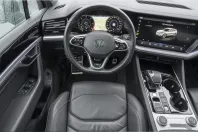 Volkswagen Touareg din 2022 cu 72.574 km - oferta VOL218410 - foto 12
