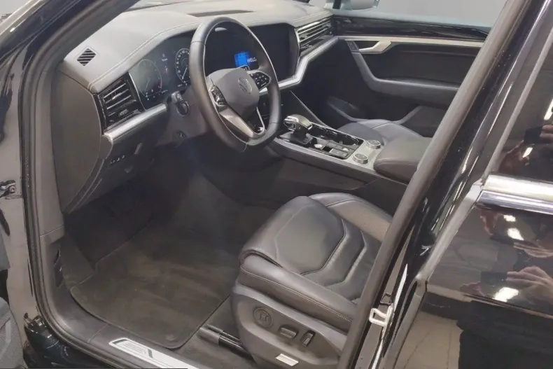 Volkswagen Touareg din 2022 cu 76.200 km - oferta VOL218411 - foto 11