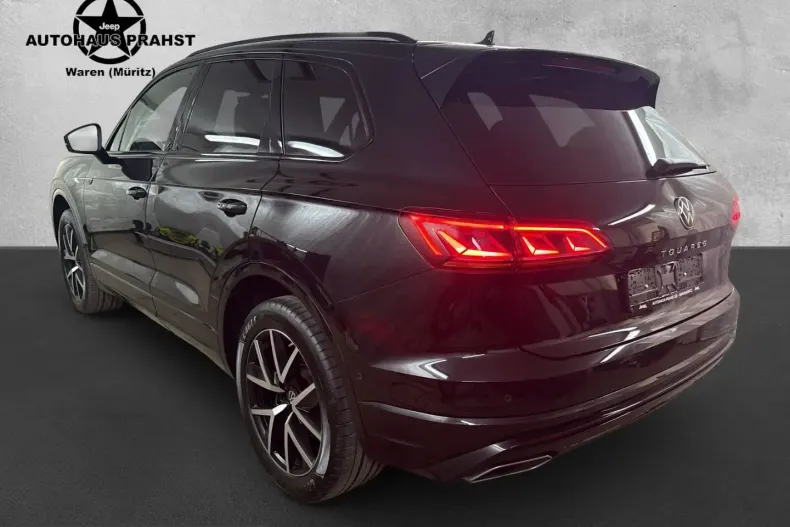 Volkswagen Touareg din 2022 cu 69.980 km - oferta VOL218412 - foto 4