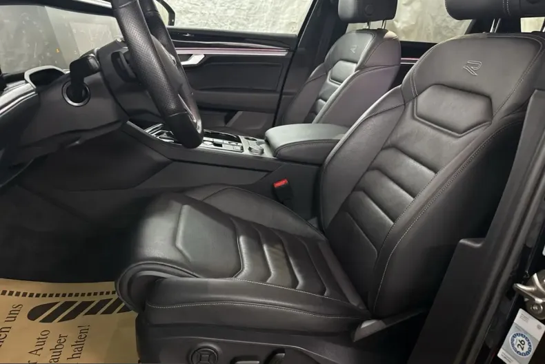 Volkswagen Touareg din 2022 cu 69.980 km - oferta VOL218412 - foto 10