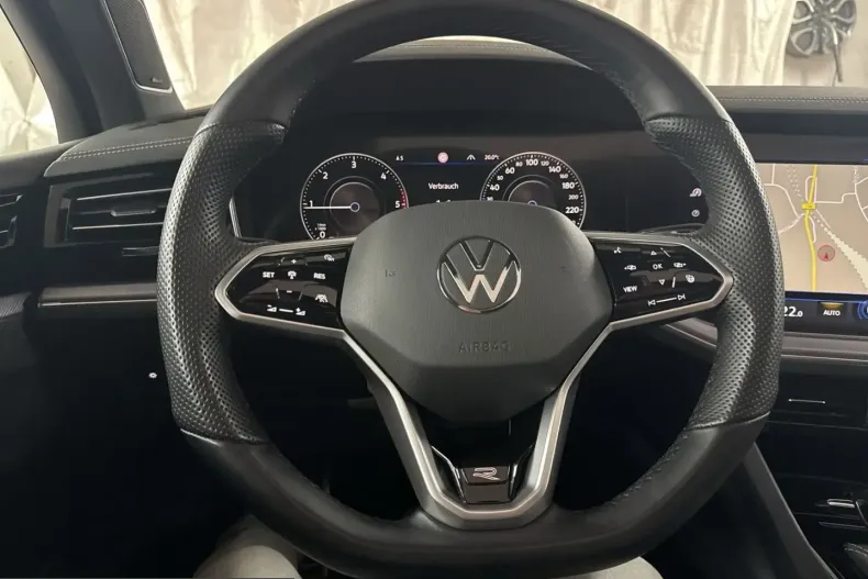 Volkswagen Touareg din 2022 cu 69.980 km - oferta VOL218412 - foto 13