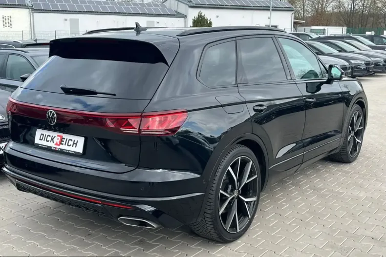 Volkswagen Touareg din 2025 cu 19.479 km - oferta VOL218417 - foto 3