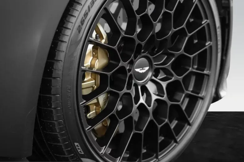 Aston Martin DBS din 2024 cu 35 km - oferta AST218418 - foto 12