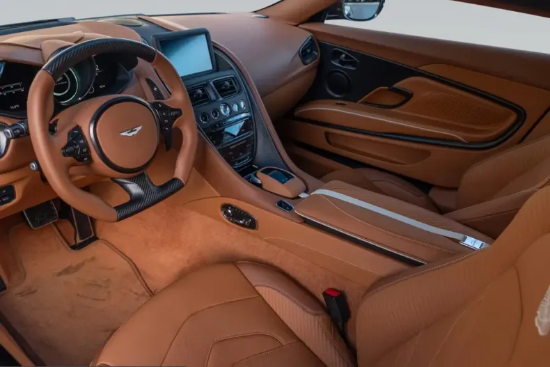 Aston Martin DBS din 2024 cu 35 km - oferta AST218418 - foto 13