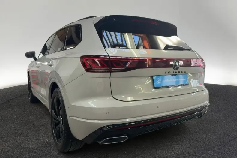 Volkswagen Touareg din 2025 cu 12.098 km - oferta VOL218419 - foto 2