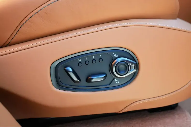 Aston Martin DBX din 2026 cu 100 km - oferta AST218421 - foto 27