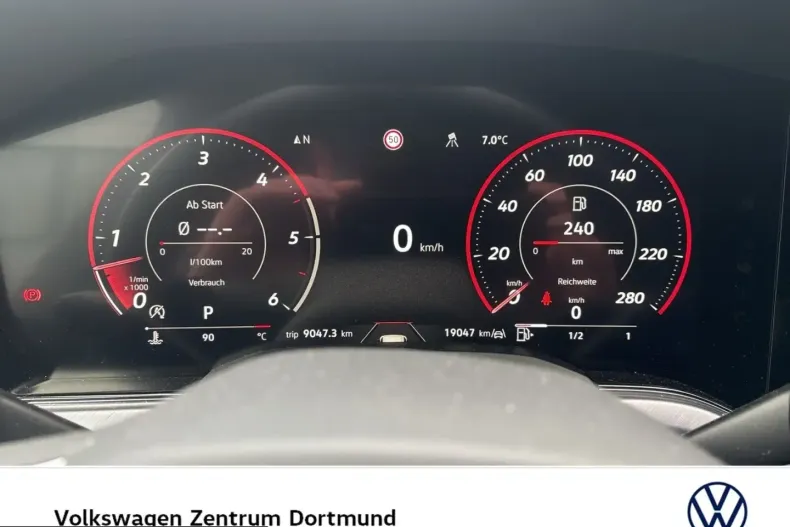Volkswagen Touareg din 2025 cu 19.039 km - oferta VOL218424 - foto 8