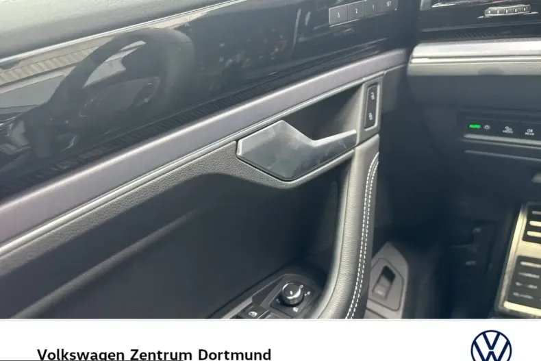 Volkswagen Touareg din 2025 cu 19.039 km - oferta VOL218424 - foto 15