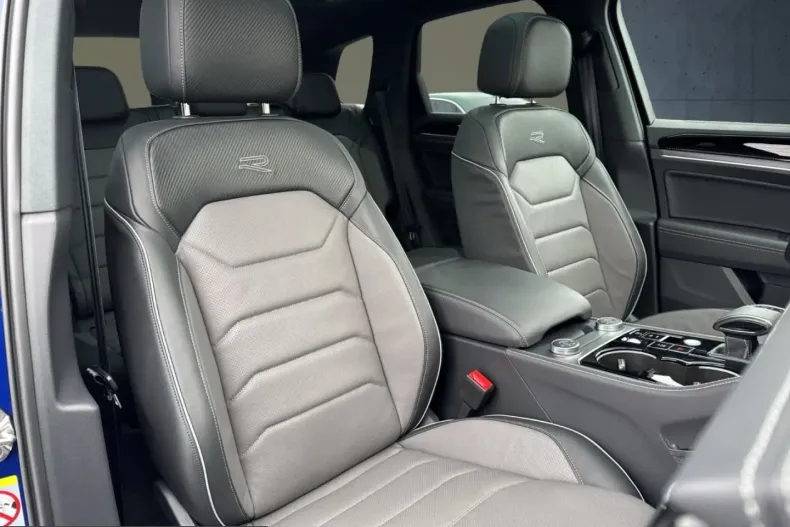 Volkswagen Touareg din 2025 cu 21.821 km - oferta VOL218426 - foto 15
