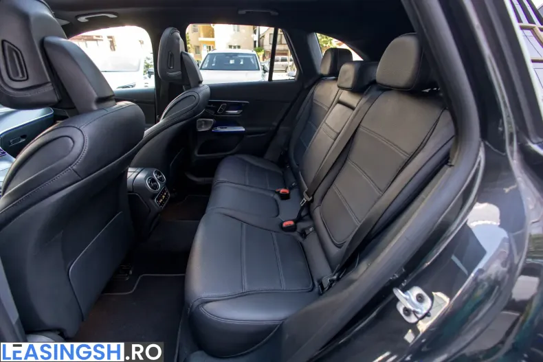 Mercedes-Benz GLC 300 (Clasa GLC) din 2023 cu 48.000 km - oferta MER218429 - foto 19