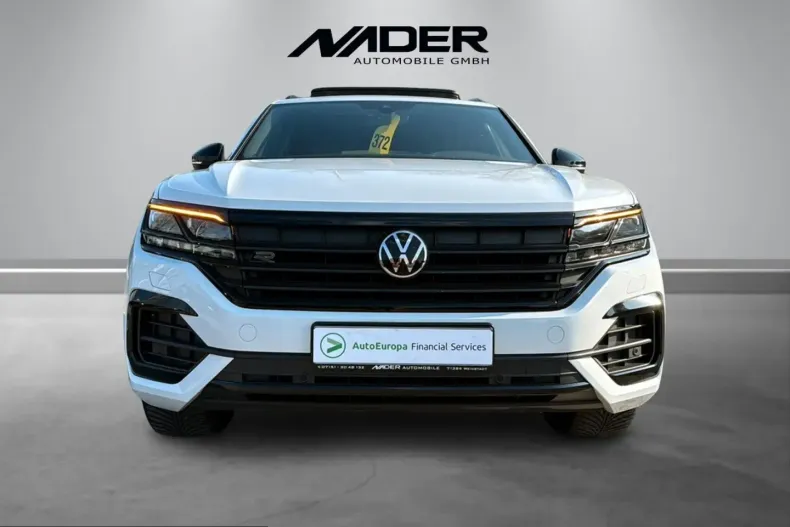 Volkswagen Touareg din 2022 cu 55.881 km - oferta VOL218433 - foto 3