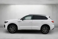 Volkswagen Touareg din 2022 cu 60.343 km - oferta VOL218435 - foto 2