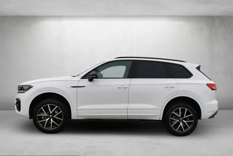 Volkswagen Touareg din 2022 cu 60.343 km - oferta VOL218435 - foto 2